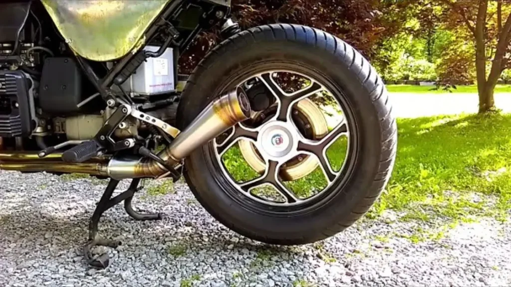 BMW K100 Cafe Racer Exhaust