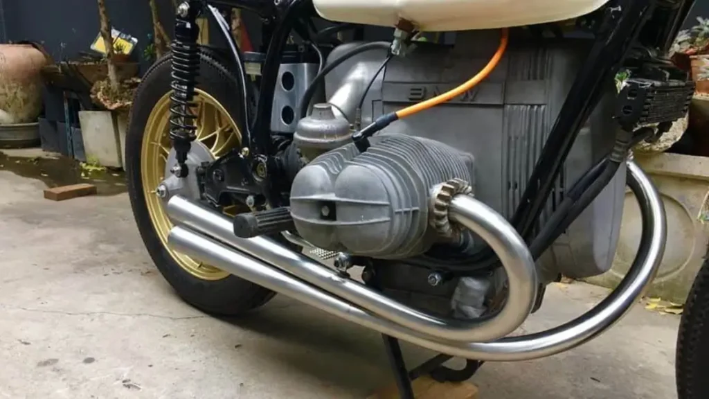 custom exhausts for BMW R80 café racers