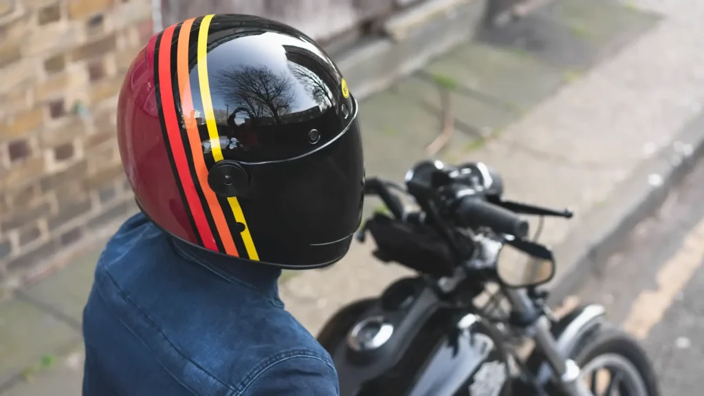 Choose the Right Cafe Racer Helmet