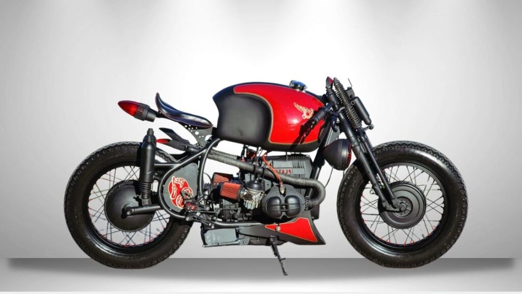 Plasma Custom Cycles’ BMW R65 Cafe Racer