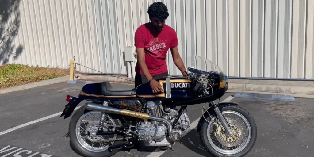 Ducati 750 GT Custom Café Racer