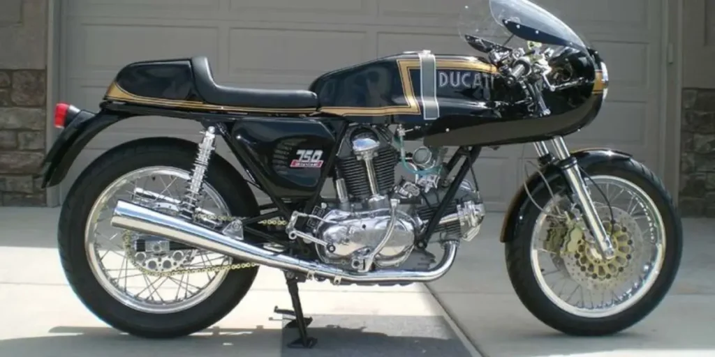 Ducati 750 GT Custom Café Racer