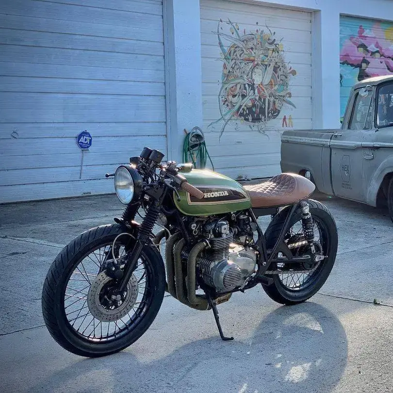 Honda CB550 Café Racer
