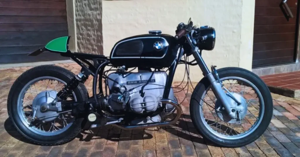 Maurizio Merlo – “The Lady” (1971 BMW R50/5)