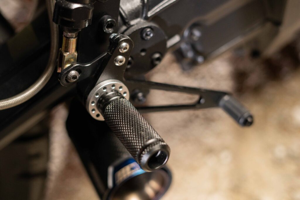 Blackout BMW K100RT by Nakromedia