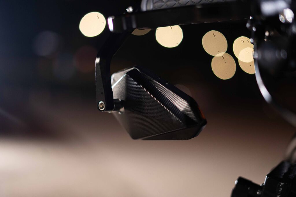 Bar-end mirrors on café racer build
