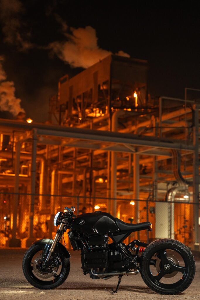 BMW K75 café racer modification