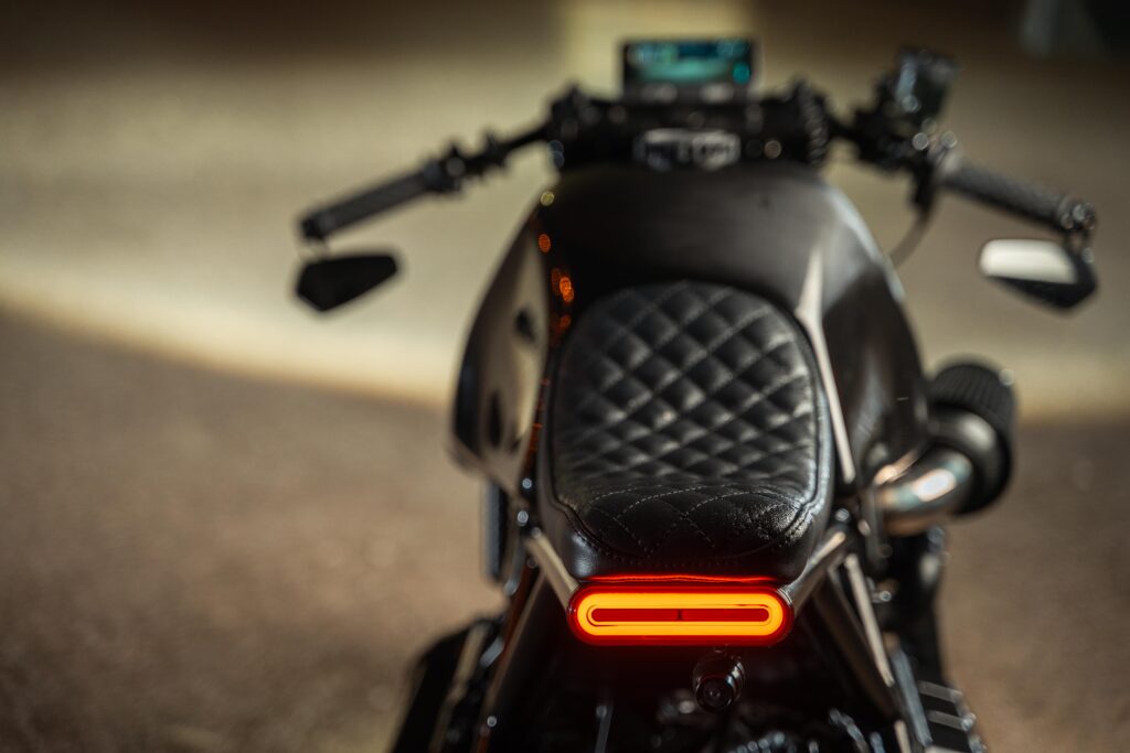 BMW café racer custom build