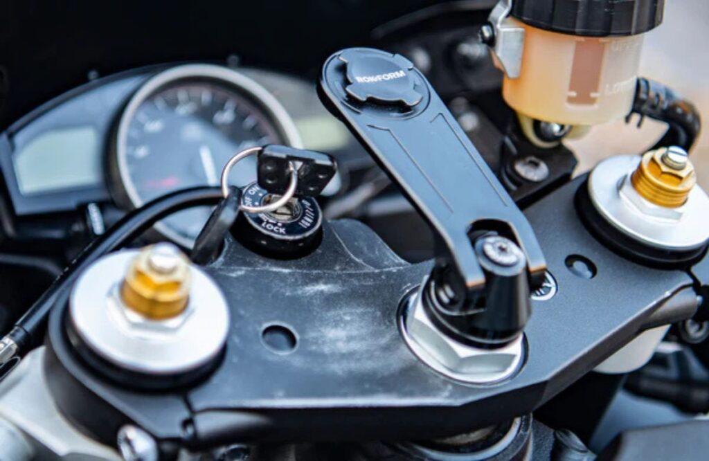 Rokform Pro Series – Best Magnetic Stem Mount for Daily Riders

