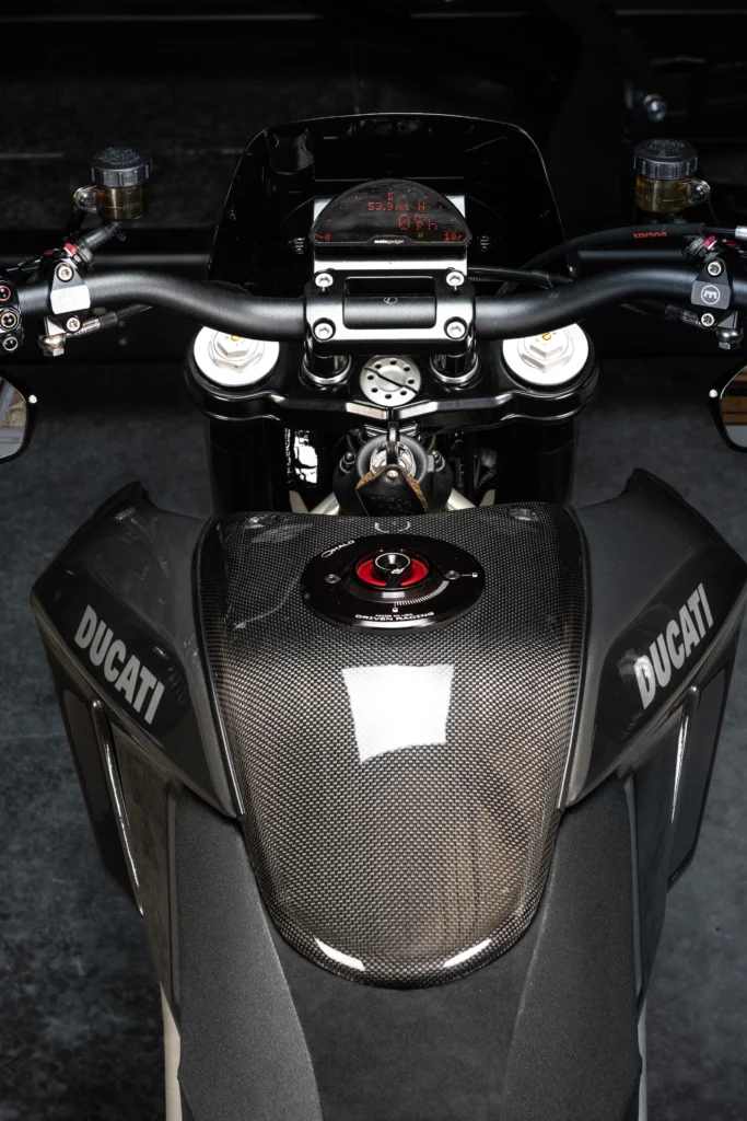 Analog Motorcycles custom Ducati