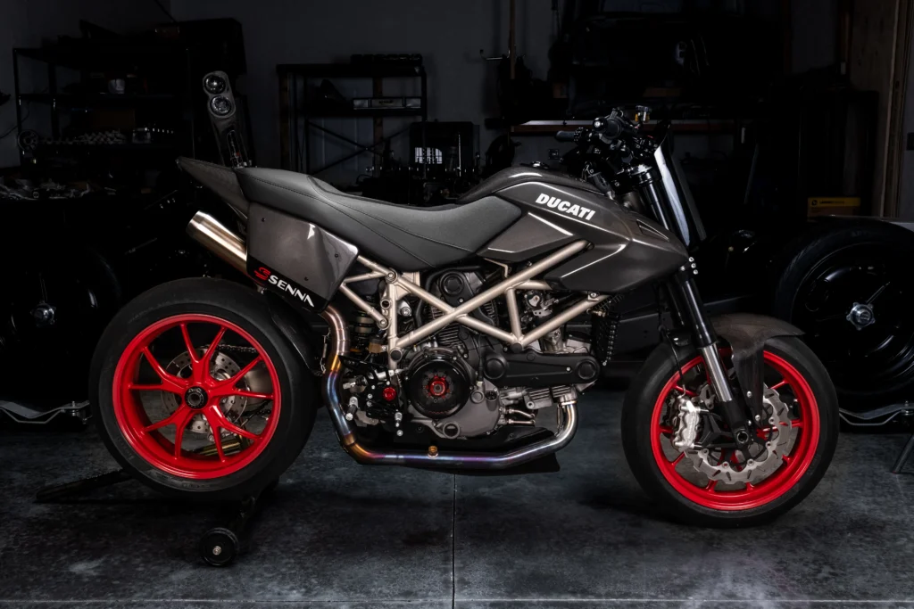 Ducati Hypermotard 1100S