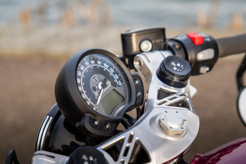 thornton hundred triumph bobber