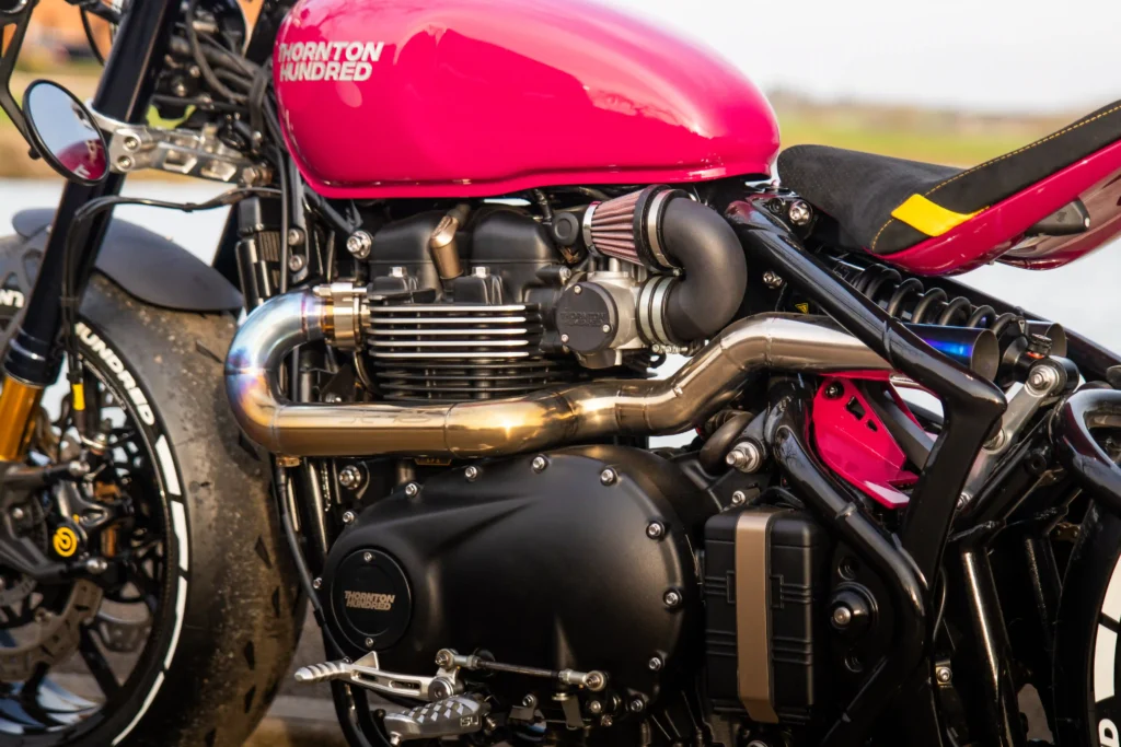rubystone sl-rs triumph bobber