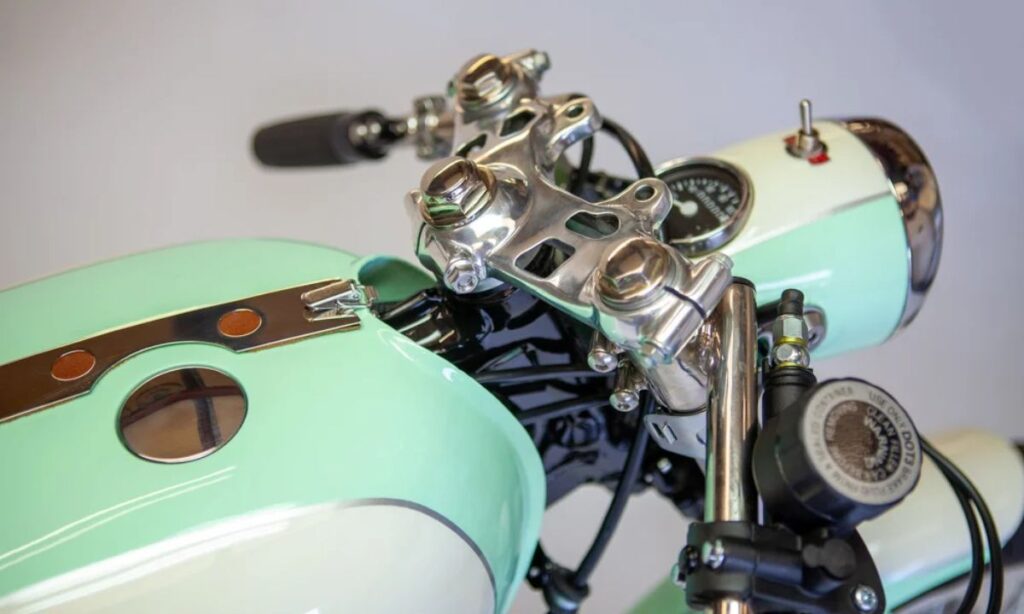 Honda CB550 Café Racer